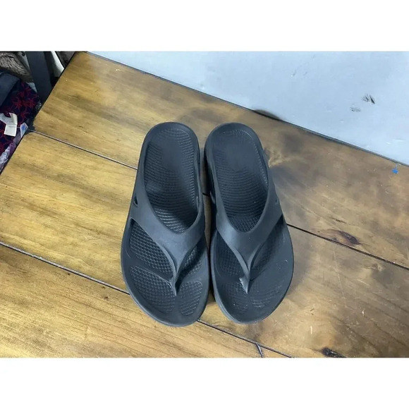 Oofos Ooriginal Unisex Recovery Flip Flop Sandals Mens 10 Womens 12 Matte Black - Picture 4 of 8